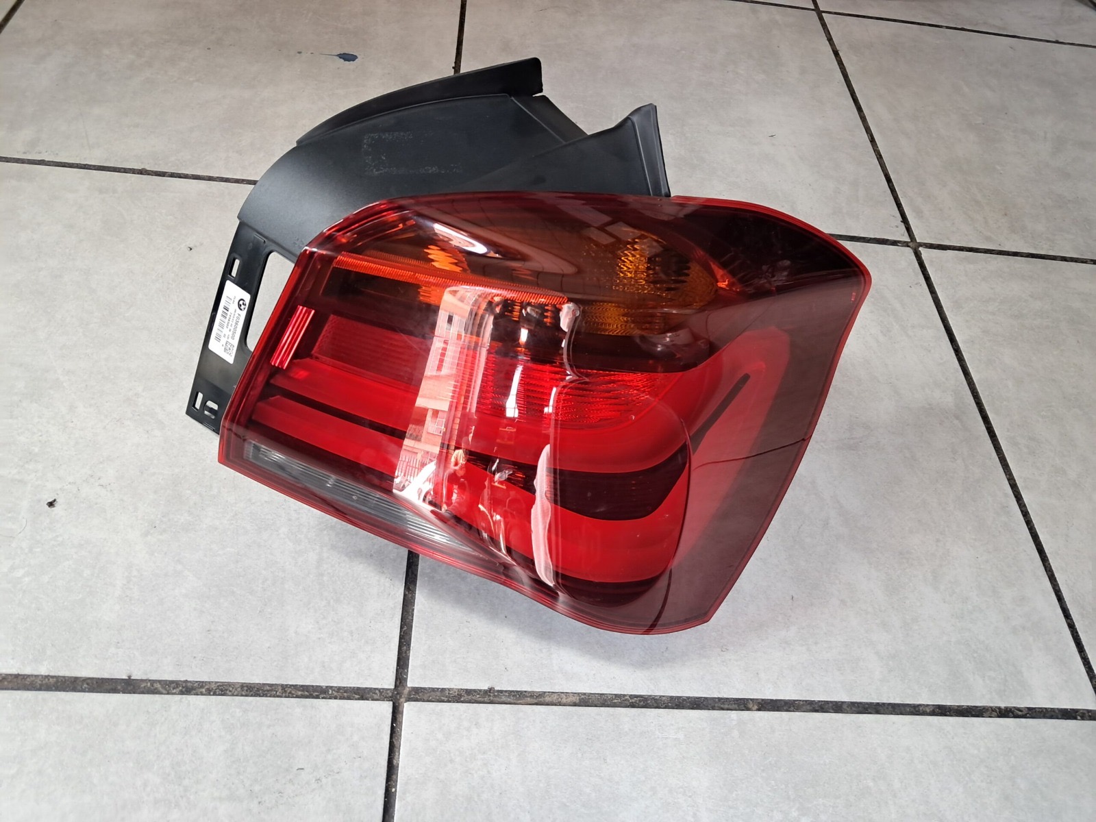 BMW 1 series f20 LCI RH TAILLIGHT